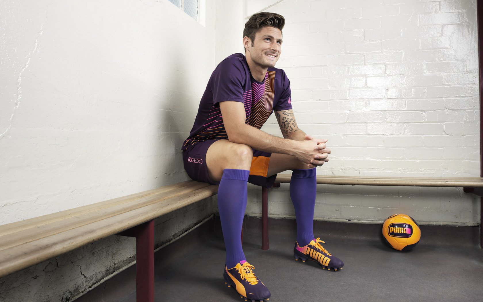 开云电竞-西甲球队采用机器学习预测对手进攻趋势的案例，西甲机器人